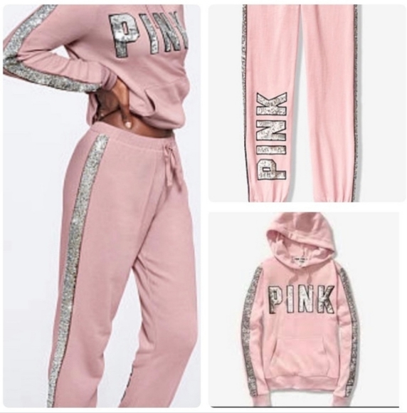 ISO 🚨 I'M LOOKING FOR THESE VS Pink items - Picture 1 of 15